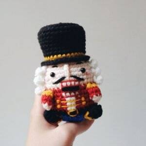 🧶🎄✨ FREE Tutorial in English: How to Crochet a Small Nutcracker Amigurumi